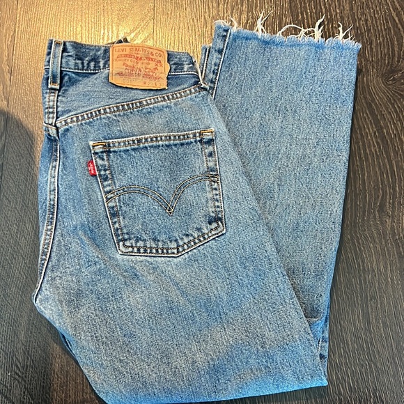 Vintage Levi’s 501 Straight Leg Jeans - Picture 5 of 8